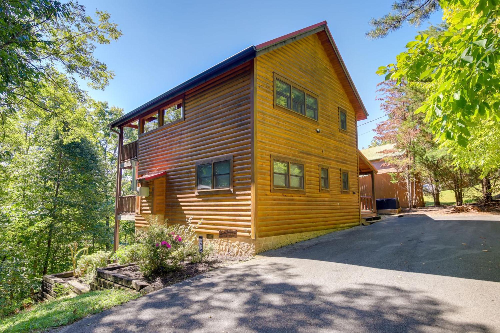 Secluded And Wooded Wears Valley Cabin With Fire Pit! Sevierville Extérieur photo