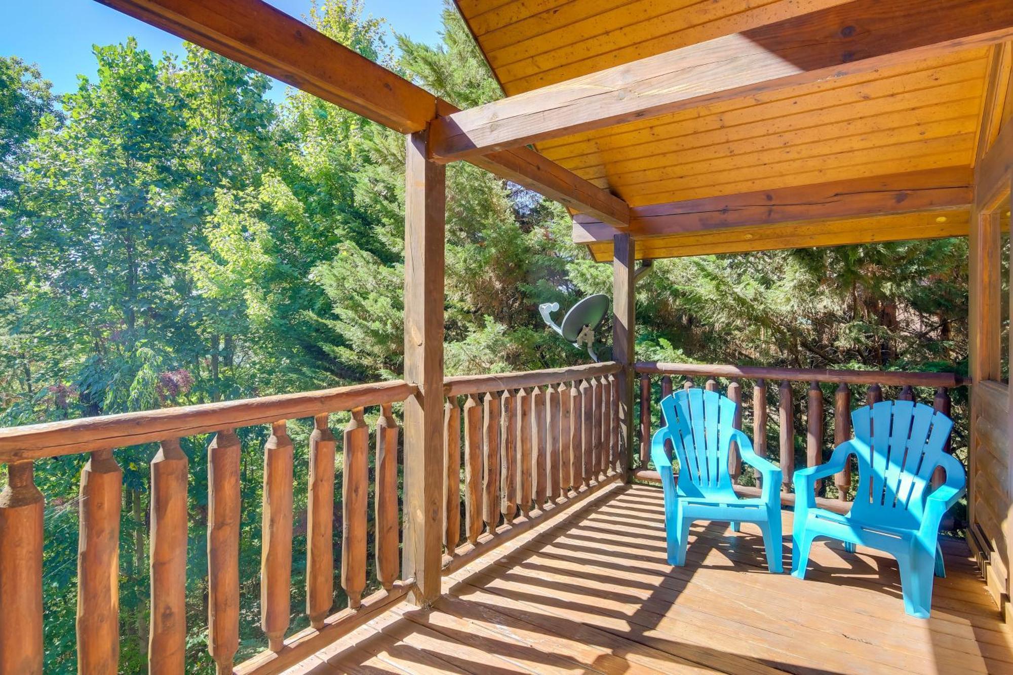 Secluded And Wooded Wears Valley Cabin With Fire Pit! Sevierville Extérieur photo