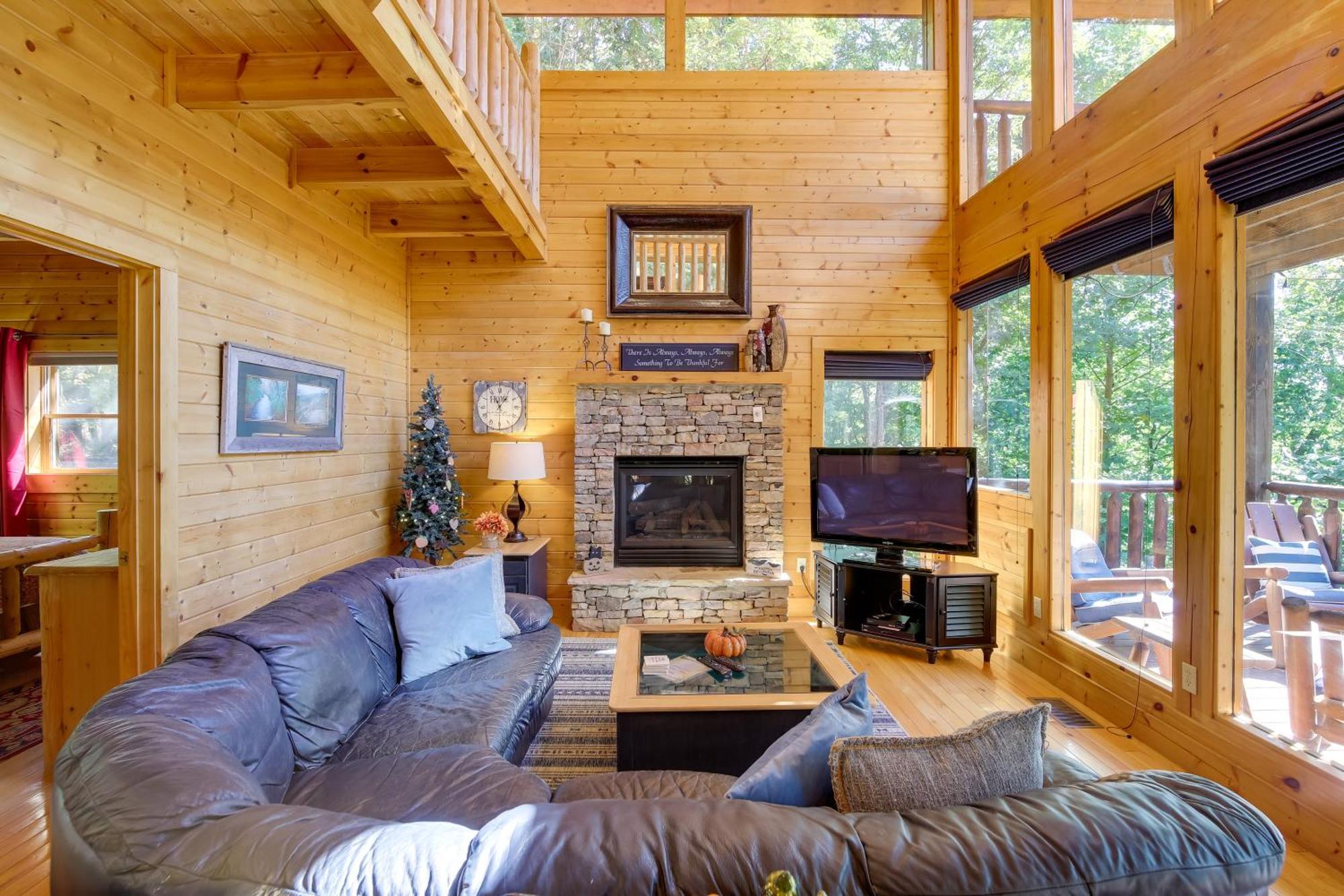 Secluded And Wooded Wears Valley Cabin With Fire Pit! Sevierville Extérieur photo