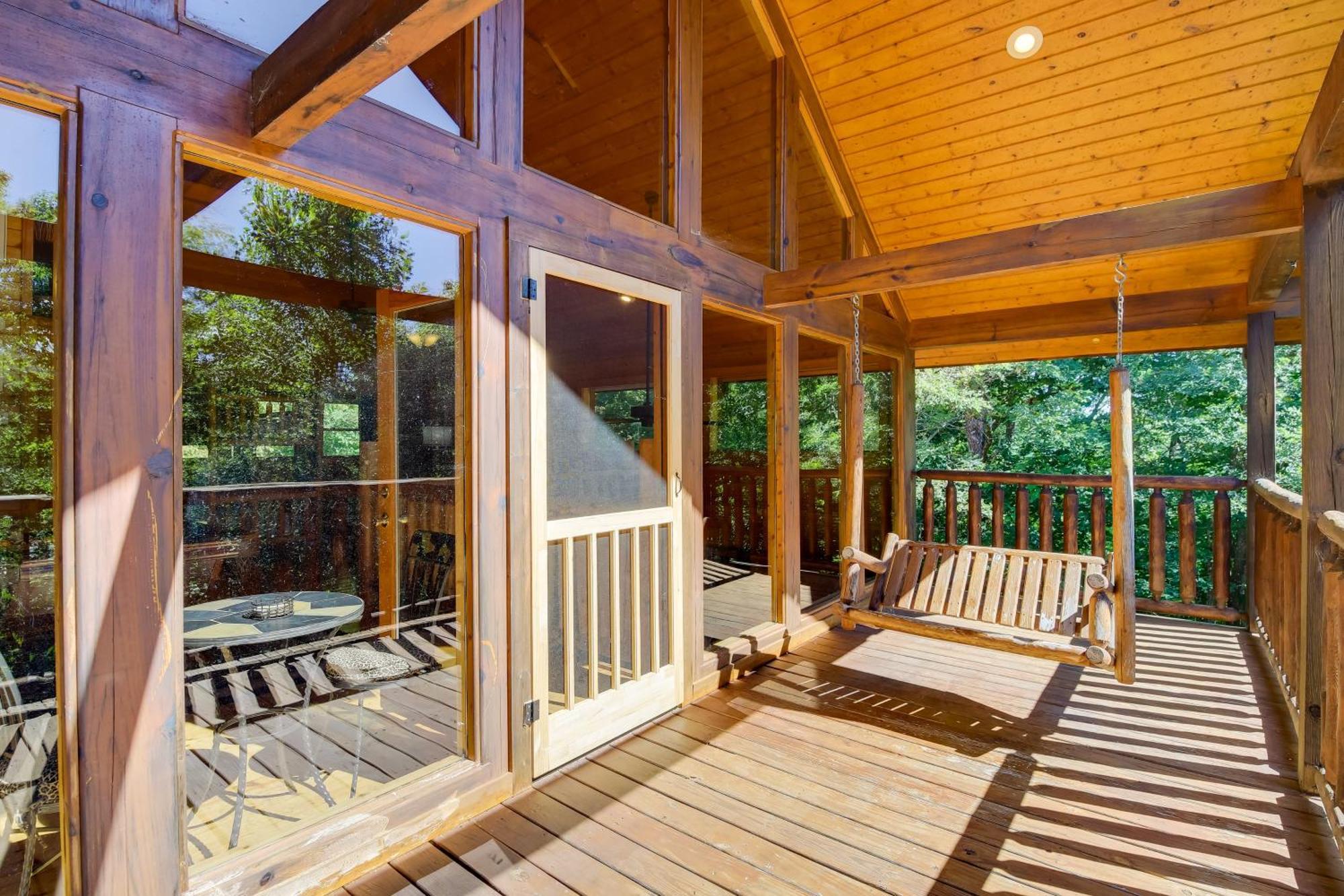 Secluded And Wooded Wears Valley Cabin With Fire Pit! Sevierville Extérieur photo