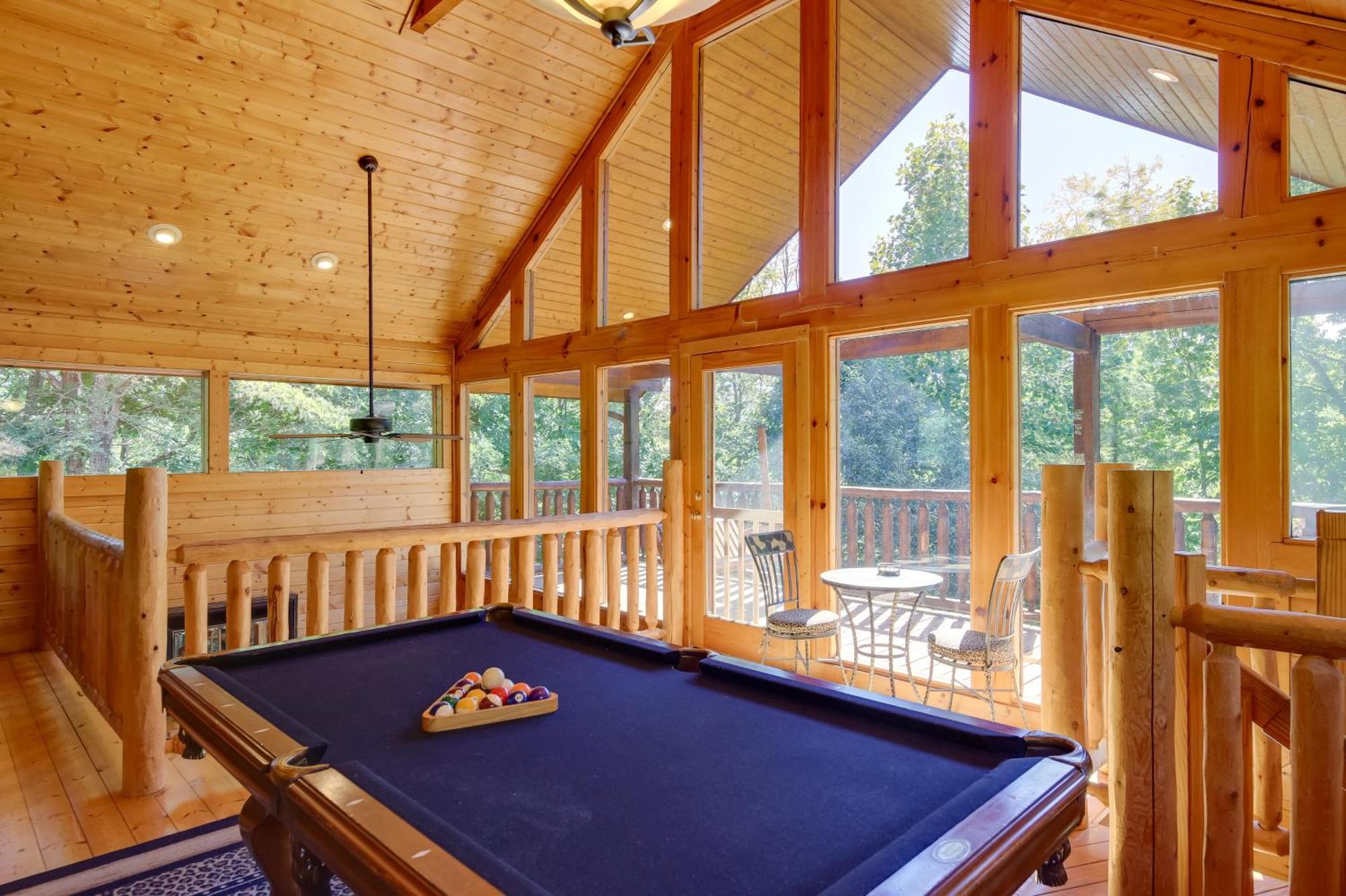 Secluded And Wooded Wears Valley Cabin With Fire Pit! Sevierville Extérieur photo